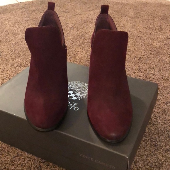 Vince Camuto Booties - Picture 4 of 5
